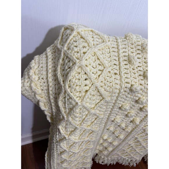 Crochet Afghan Throw Blanket Yellow 3D Nolan Aran Diamond Bobble Fringe Handmade - Picture 3 of 8